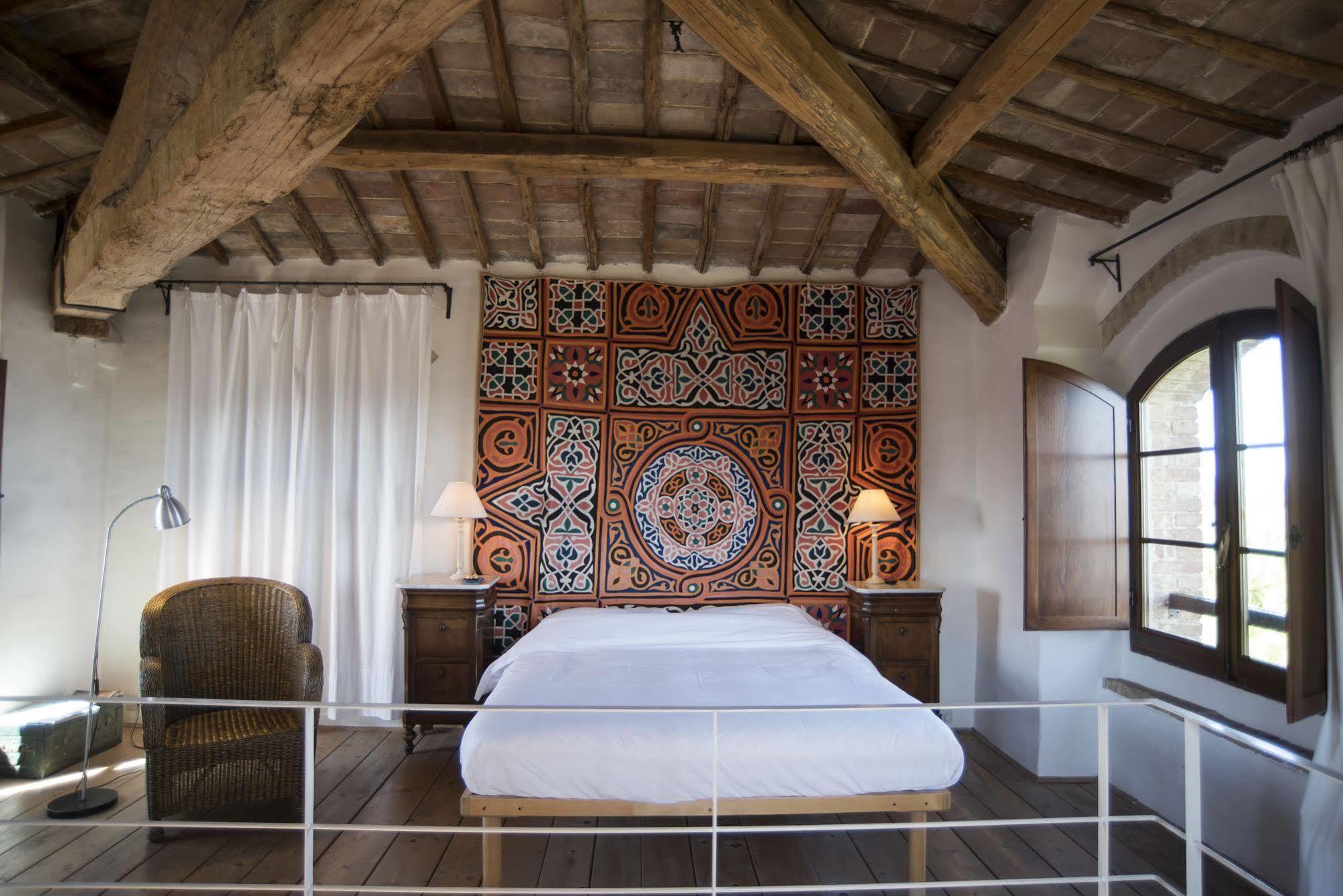 Castello Delle Quattro Torra Bed & Breakfast Val di Pugna Eksteriør bilde